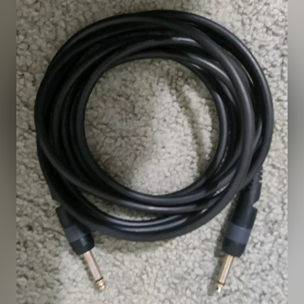 First Act 10 Foot Guitar Cable - Electric Guitars Keyboards & Other Instruments